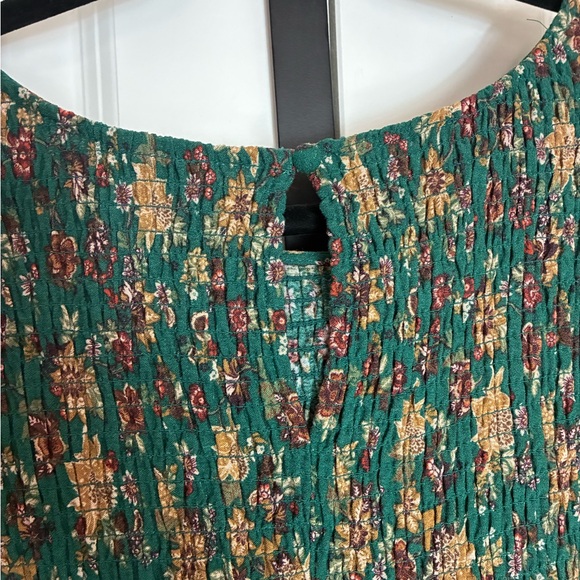 Torrid Green Floral Babydoll Smocked Top Ruffle Accent - Picture 9 of 14